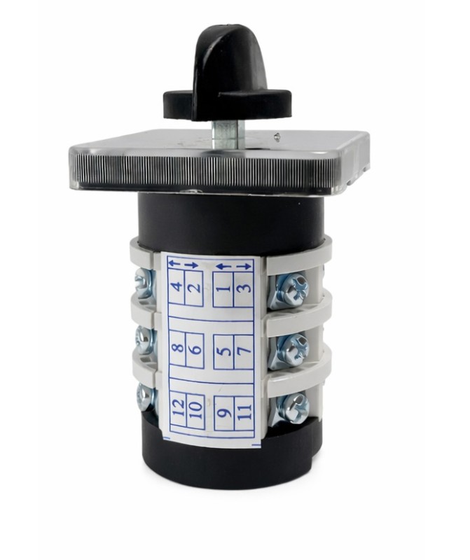 Камов превключвател YMZ12-32 – 32A, до 690V, селекторен ключ за табло